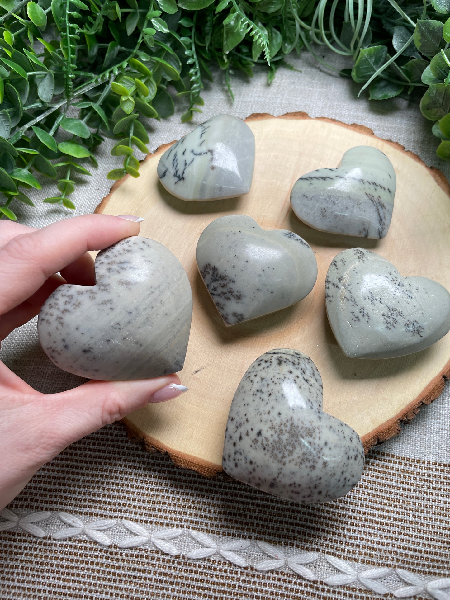 Dendritic Jade Heart
