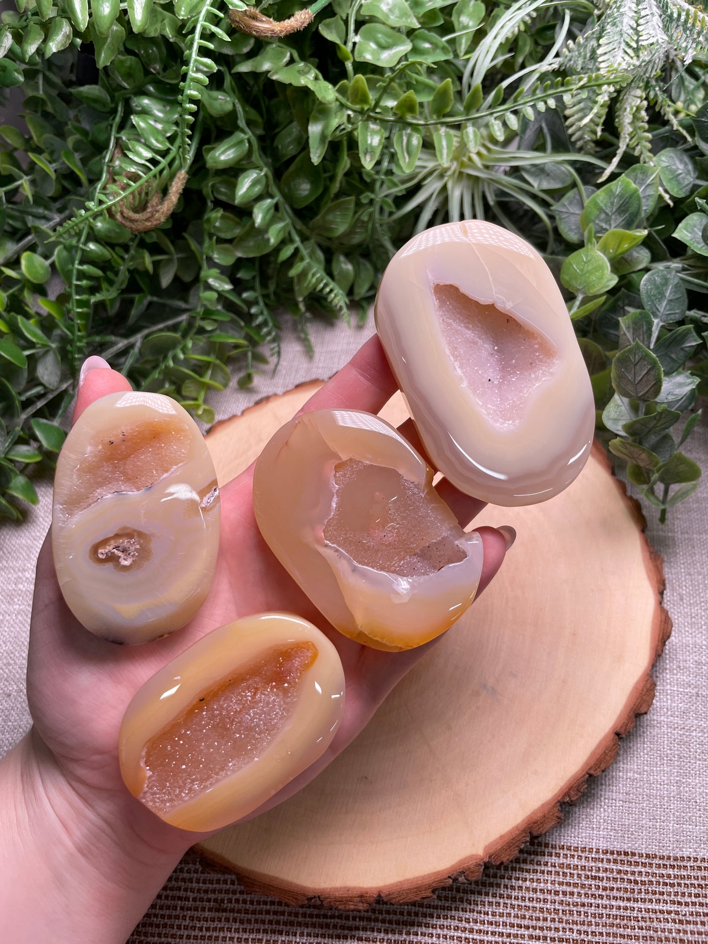 Druzy Agate Palm Stone