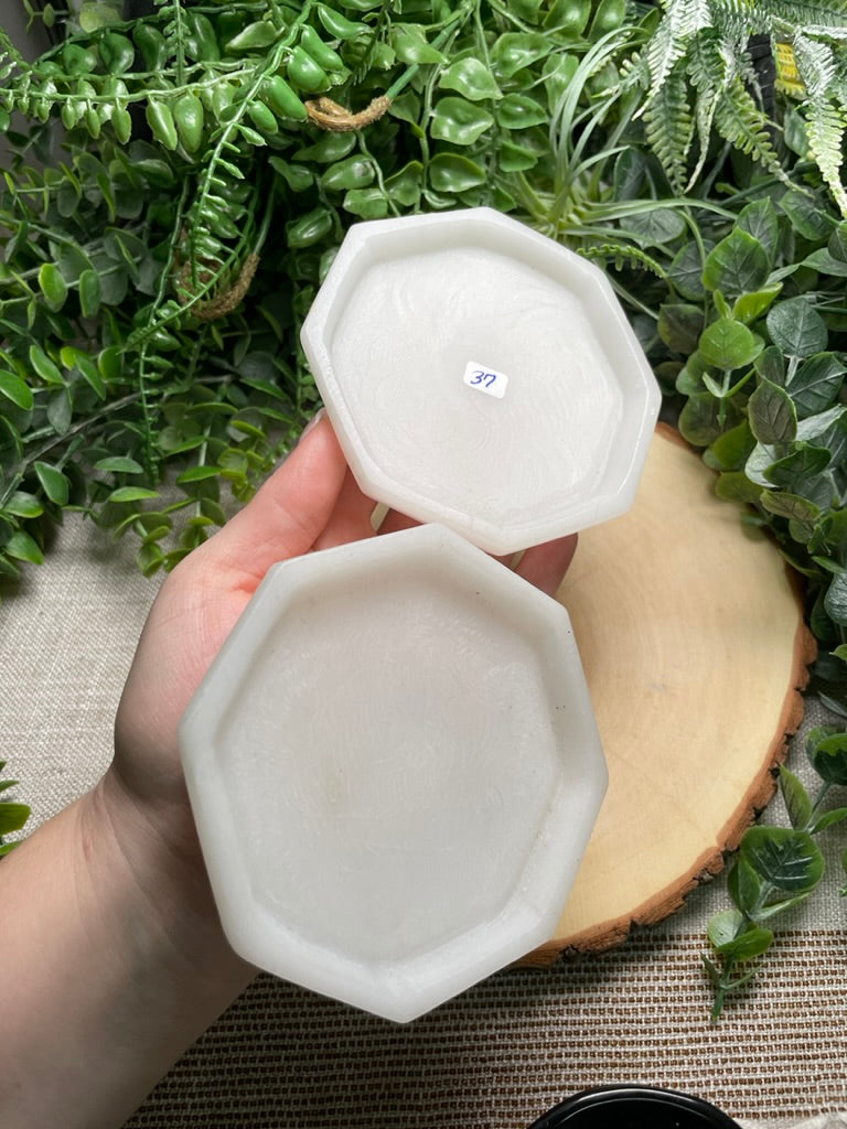White Synthetic Jade Dish