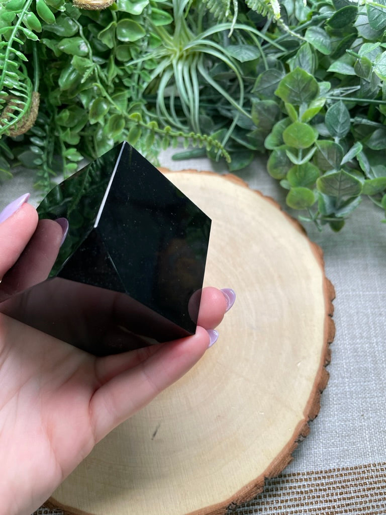Obsidian Cube