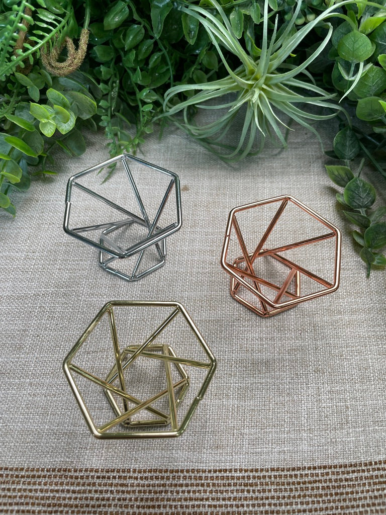 Metal Sphere Holder