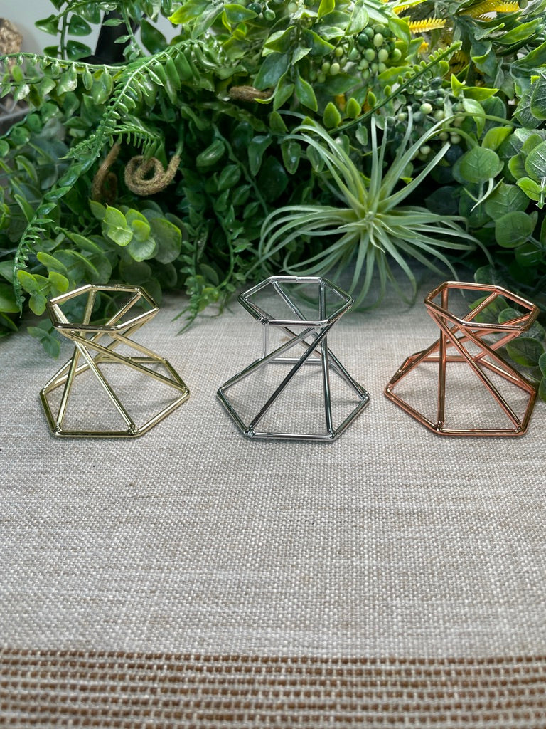 Metal Sphere Holder