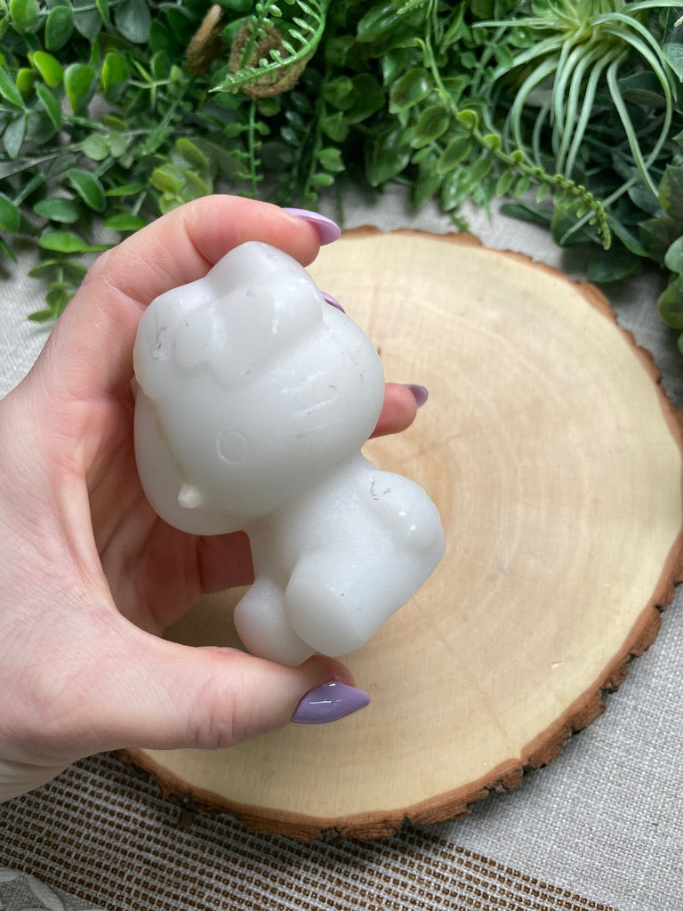 Synthetic White Jade Hello Kitty (chipped)