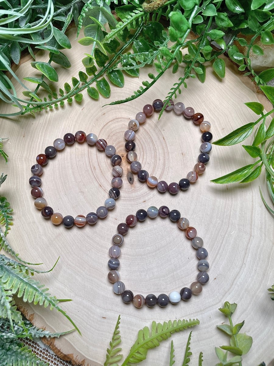 8mm Beaded Botswana Agate Bracelet | Copper Ashes