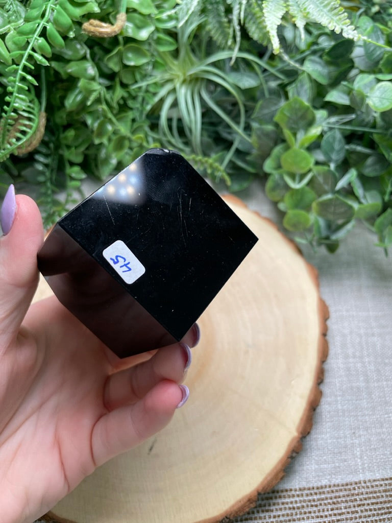 Obsidian Cube
