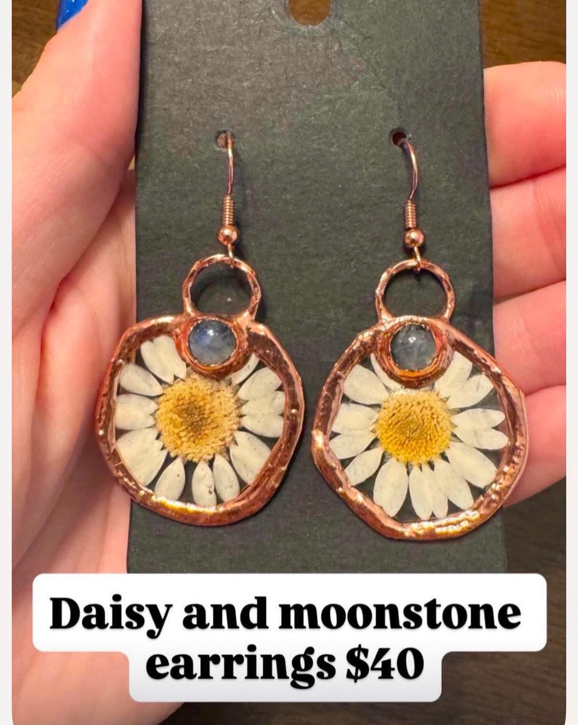 Daisy earrings