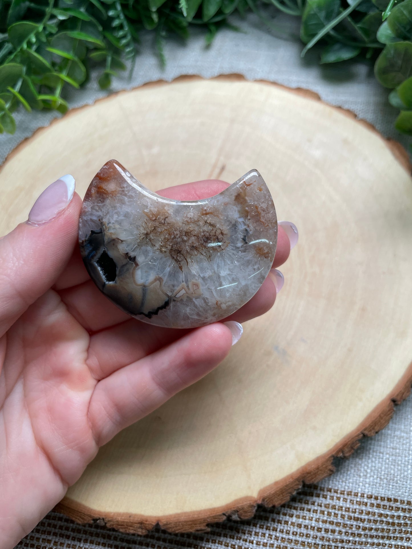 Agate Moon