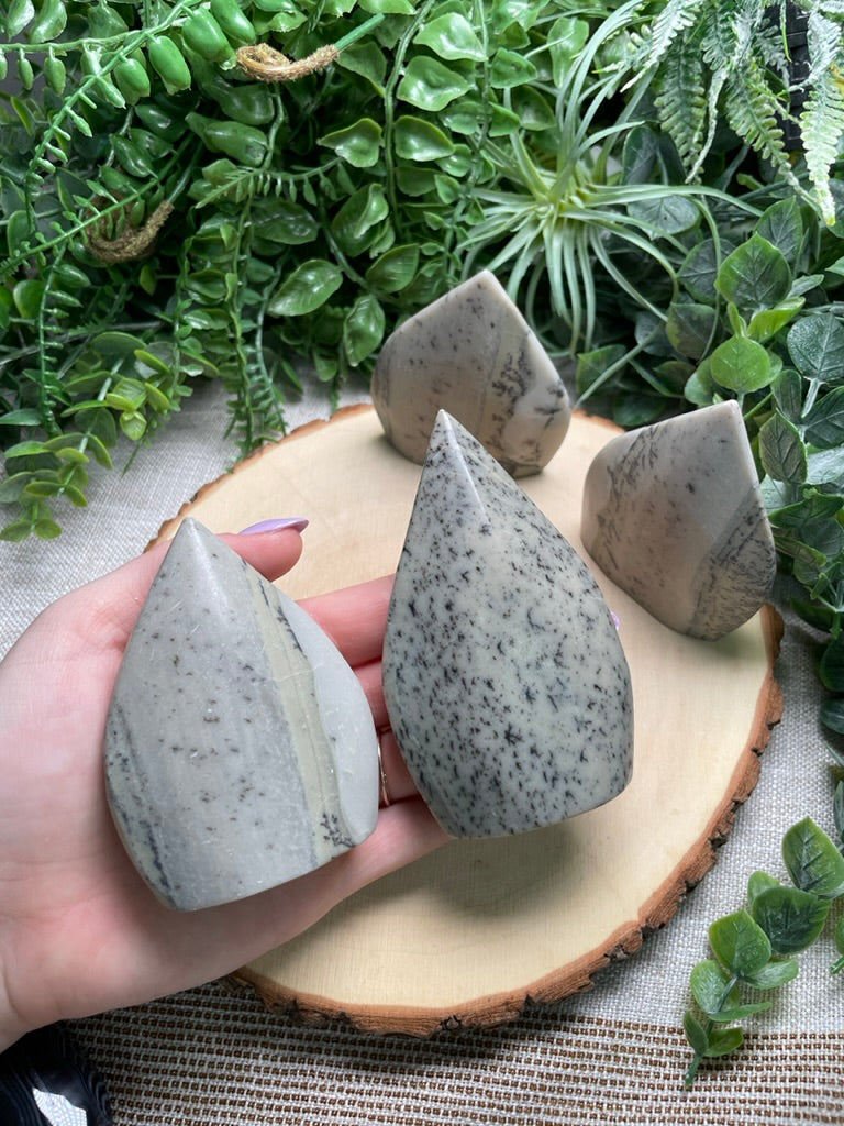 Dendritic Jade Freeform