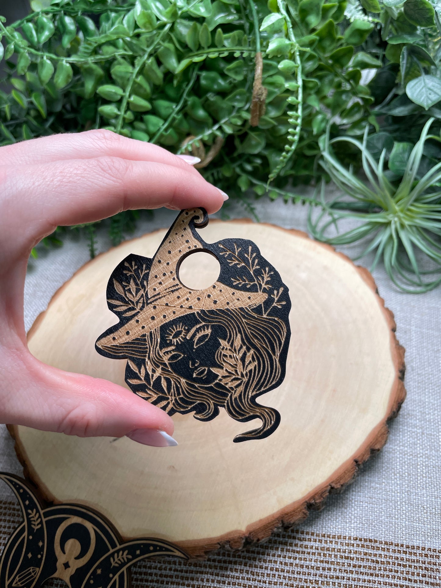 Wooden Sphere Stand