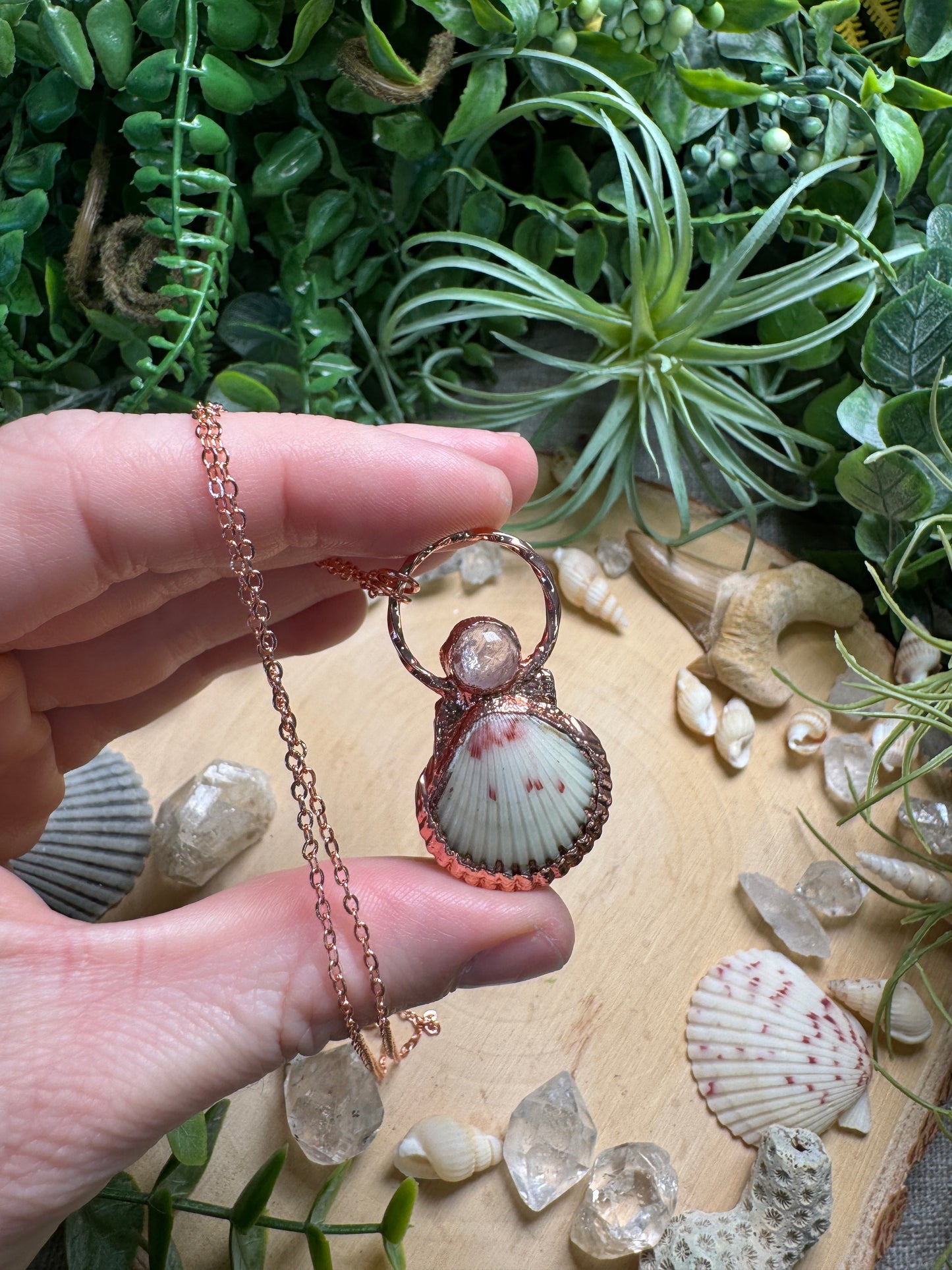 Kunzite and Scallop Shell Necklace