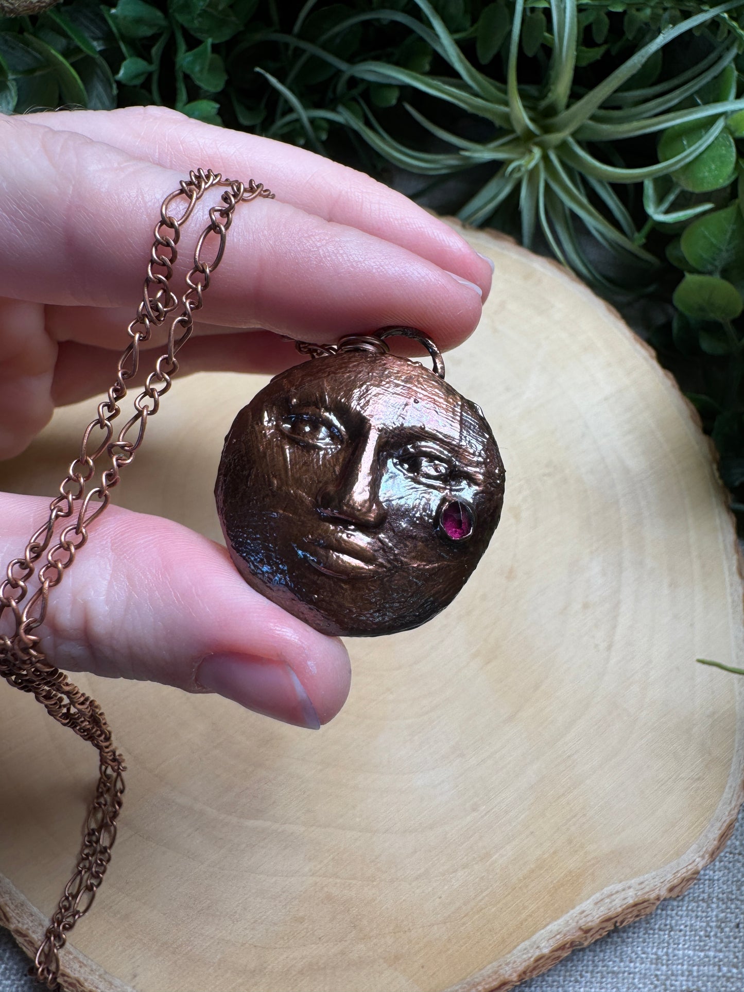 Sanae- Garnet Goddess Necklace