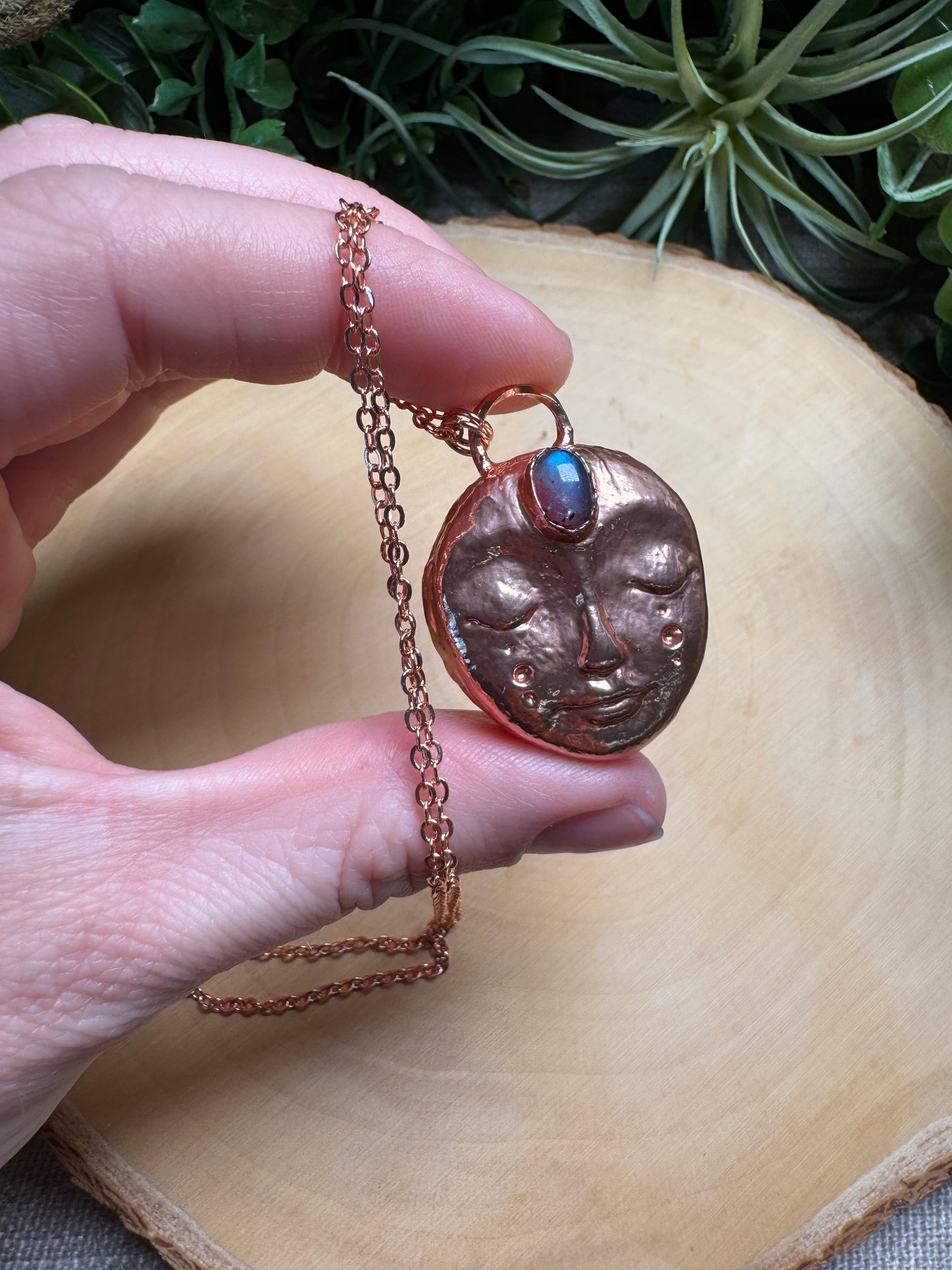 Zoe- Labradorite Goddess Necklace