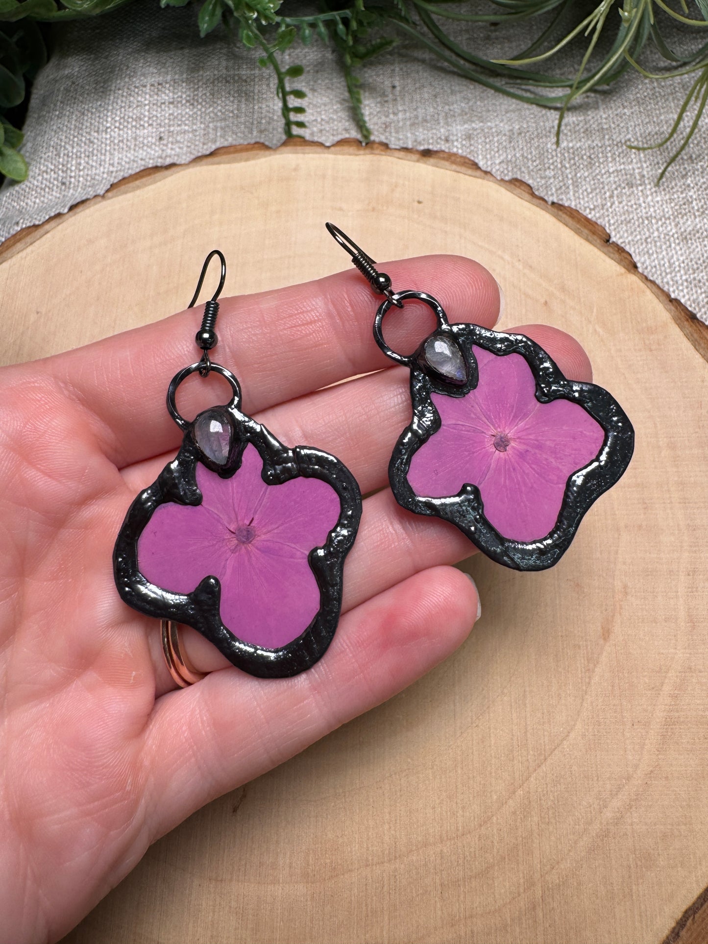 Twinkleaura- Moonstone and Flower Earrings