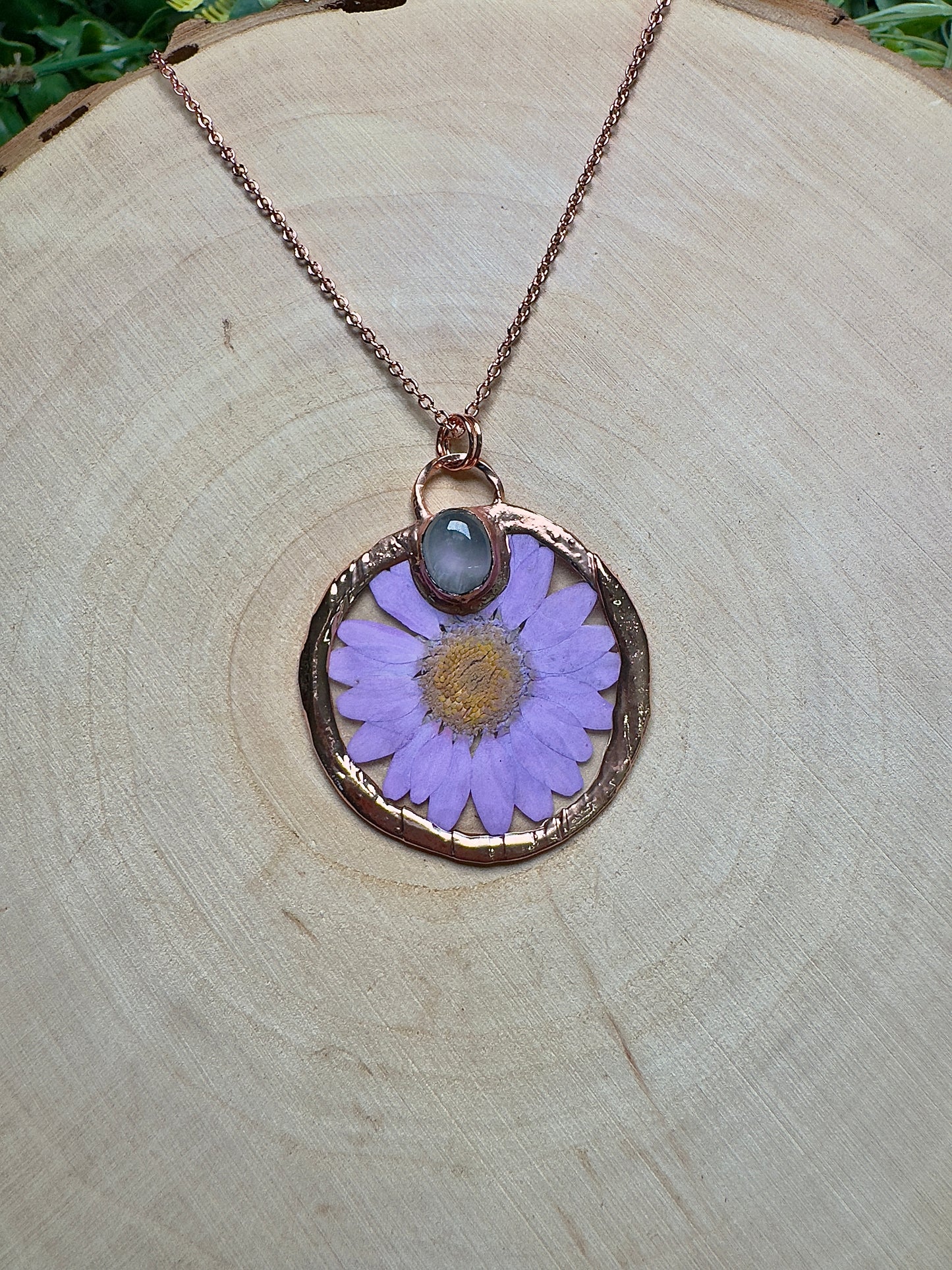 Morwenne- Rose Quartz and Flower Necklace