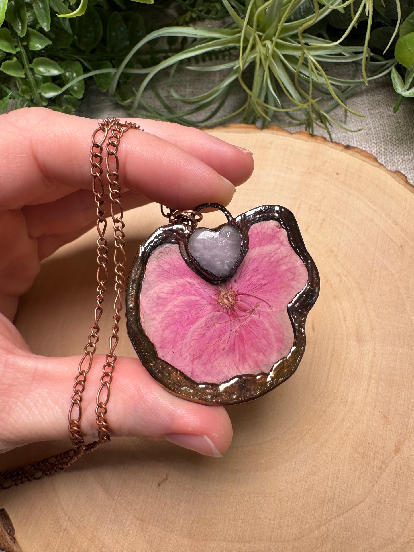 Nytheris- Kunzite and Flower Necklace