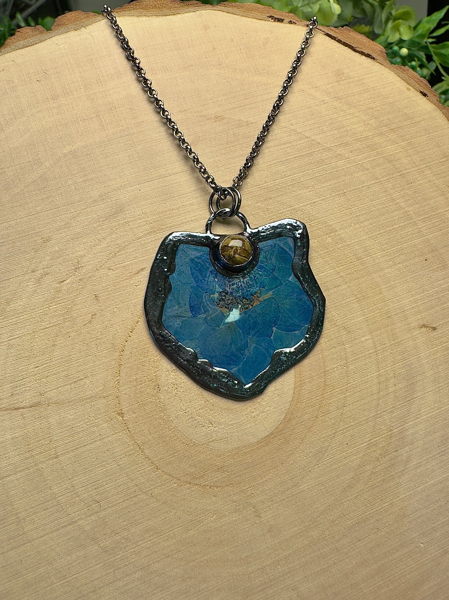 Fantyrel- Tigers Eye and Flower Necklace