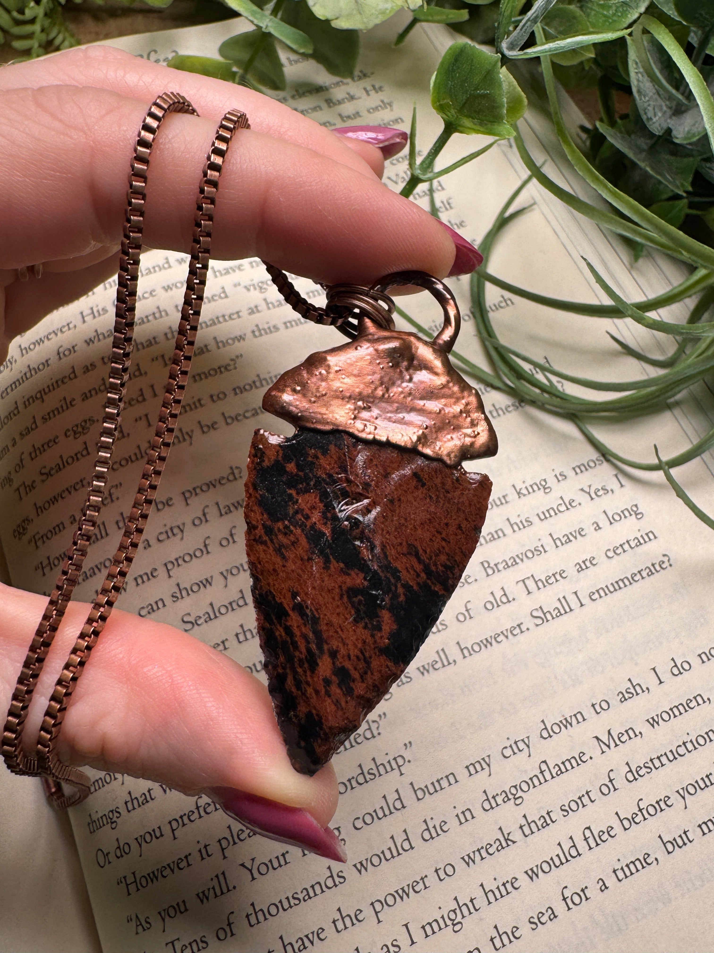 Red Obsidian Arrowhead Necklace – Copper Ashes
