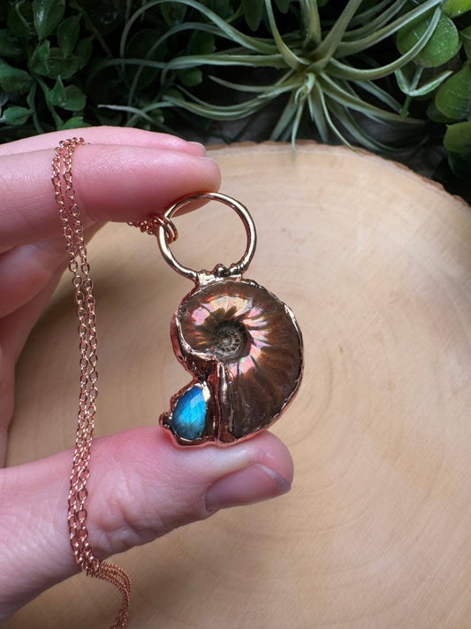 Ammonite Fossil and Labradorite Necklace | Copper Ashes