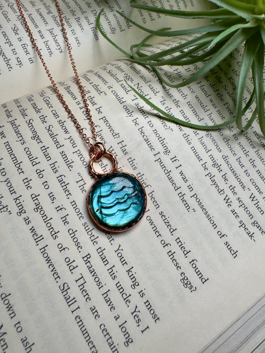 Aquarius Zodiac Sign Labradorite Necklace | Copper Ashes