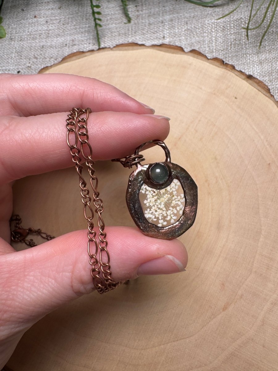 Corallia - Green Aventurine and Flower Necklace | Copper Ashes