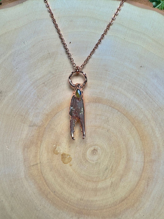 Crab Claw and Labradorite Necklace | Copper Ashes