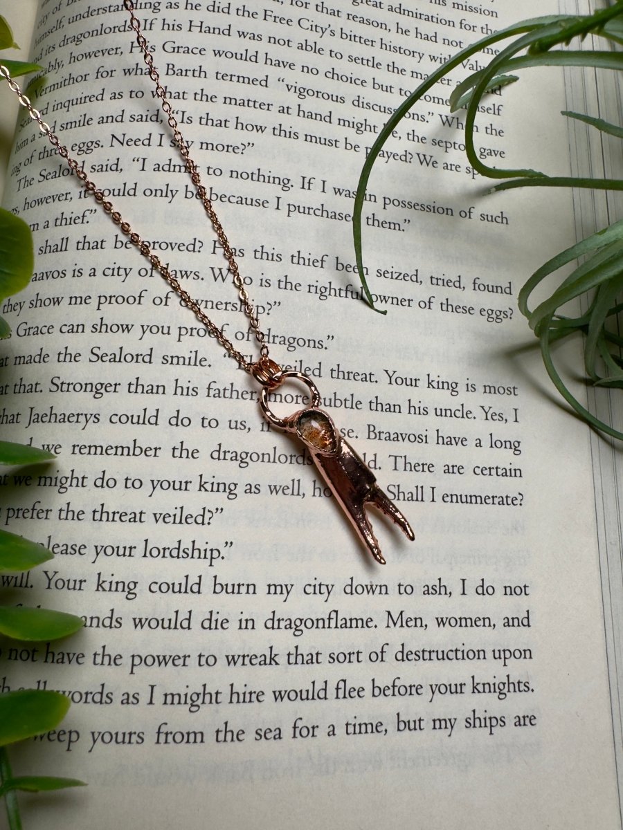 Crab Claw and Sunstone Necklace | Copper Ashes