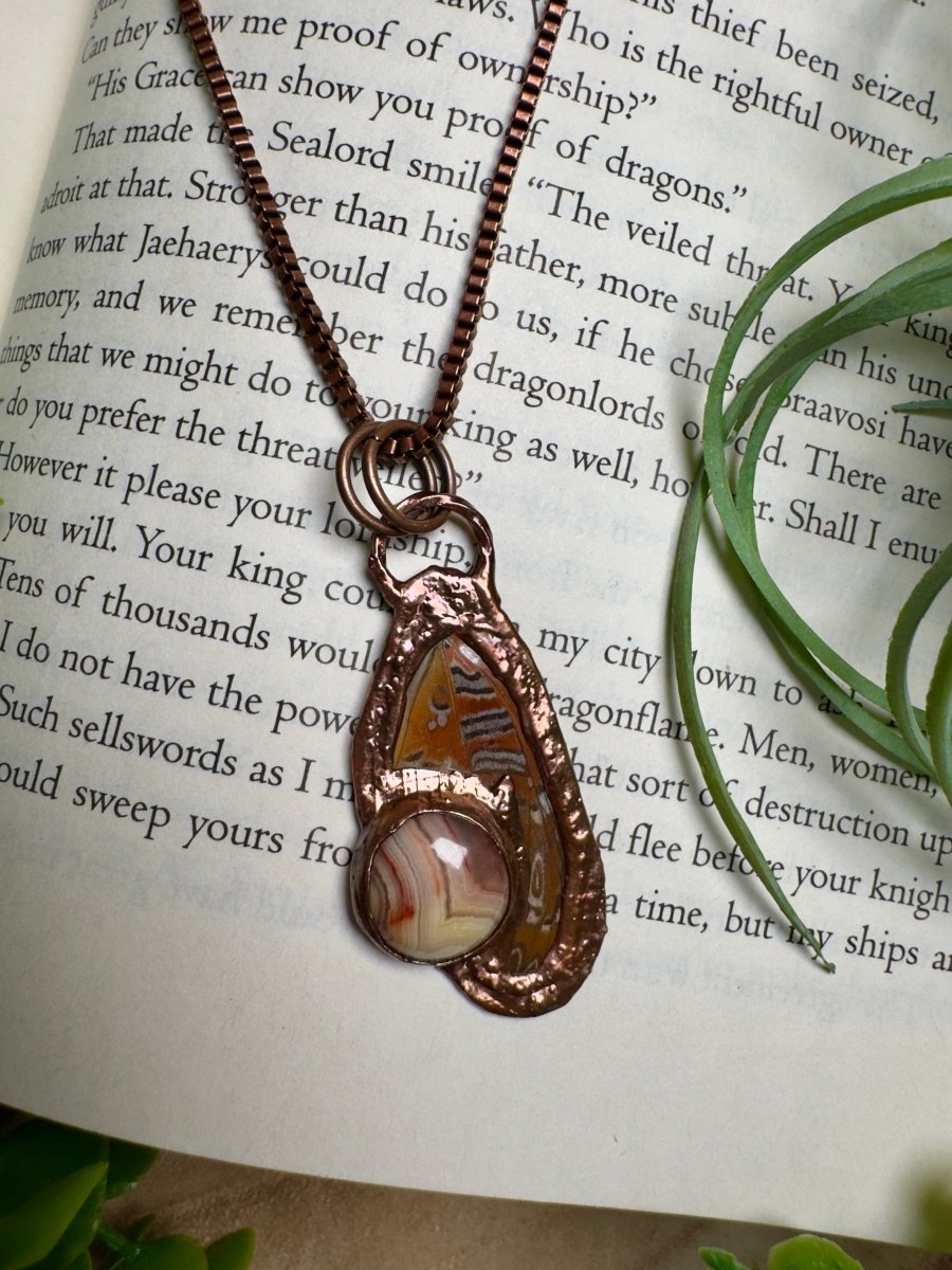 Crazy Lace Agate and Butterfly Wing Necklace | Copper Ashes