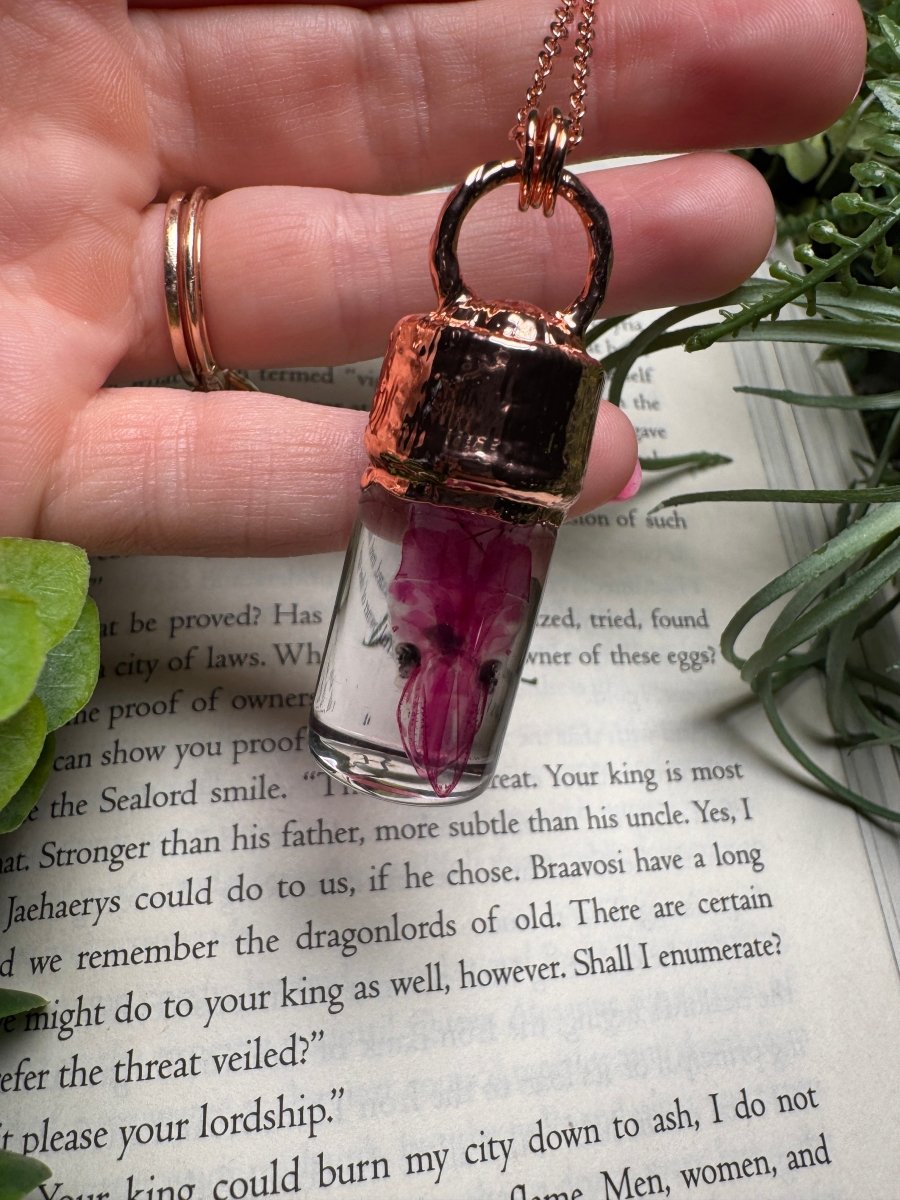 Diaphonized Eel Head and Labradorite Oddity Necklace | Copper Ashes