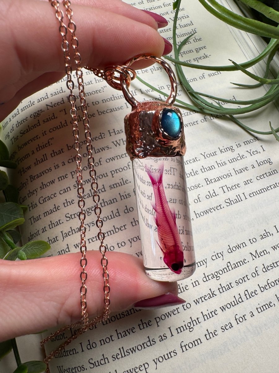 Diaphonized Minnow Wet Specimen with Labradorite Necklace | Copper Ashes