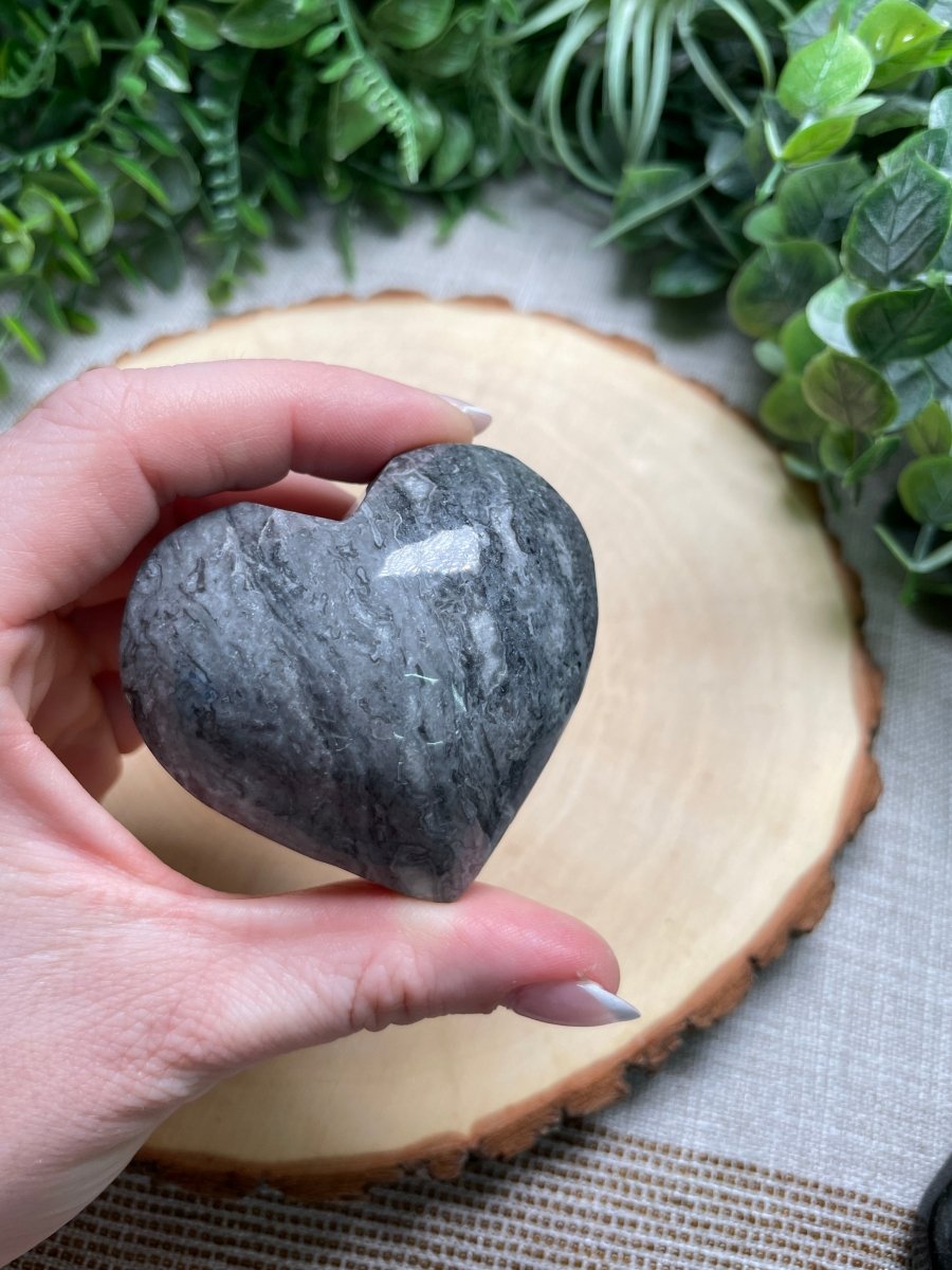 Gray Lace Agate Heart | Copper Ashes