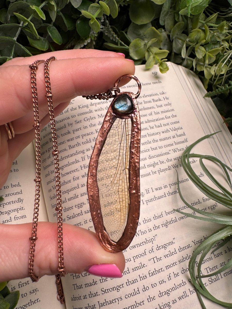 Labradorite and Dragonfly Wing Necklace | Copper Ashes