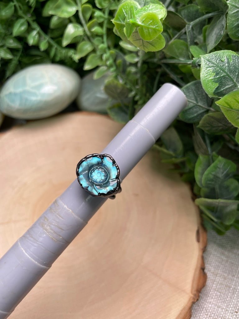 Labradorite Flower Ring Size 5.25 | Copper Ashes