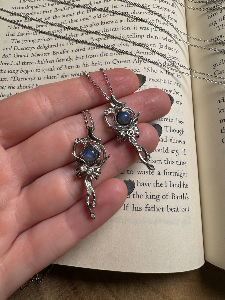 Labradorite Kawaii Bow Necklace Adjustable | Copper Ashes