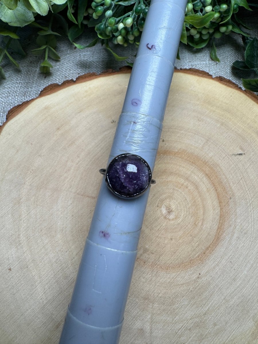 Lepidolite Ring Size 7 | Copper Ashes