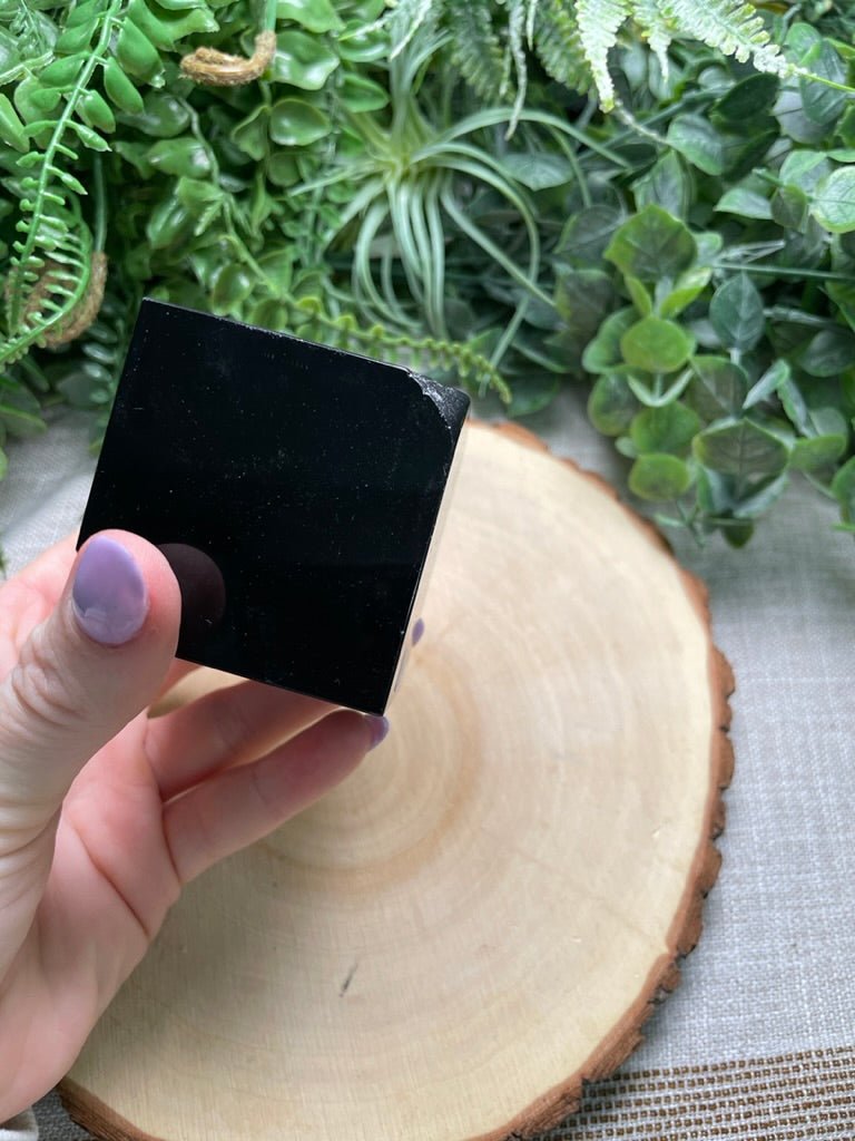Obsidian Cube | Copper Ashes
