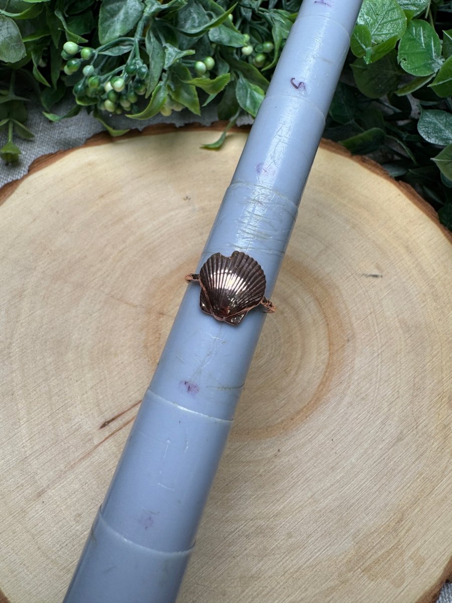 Scallop Shell Ring Size 7 | Copper Ashes