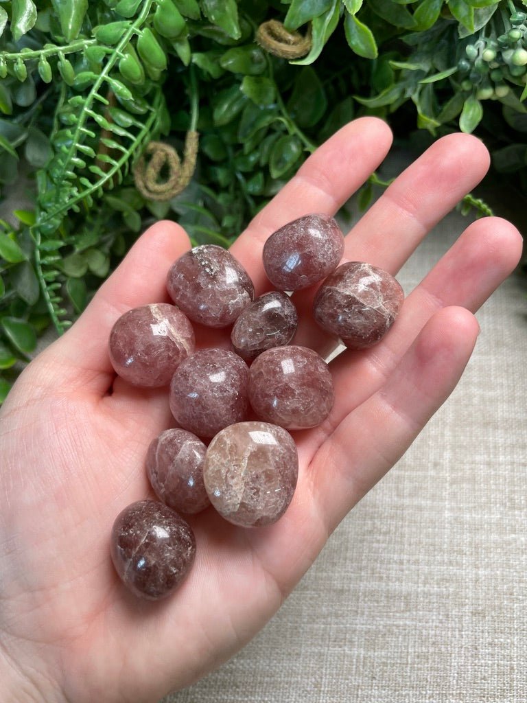 Strawberry Quartz Tumble | Copper Ashes