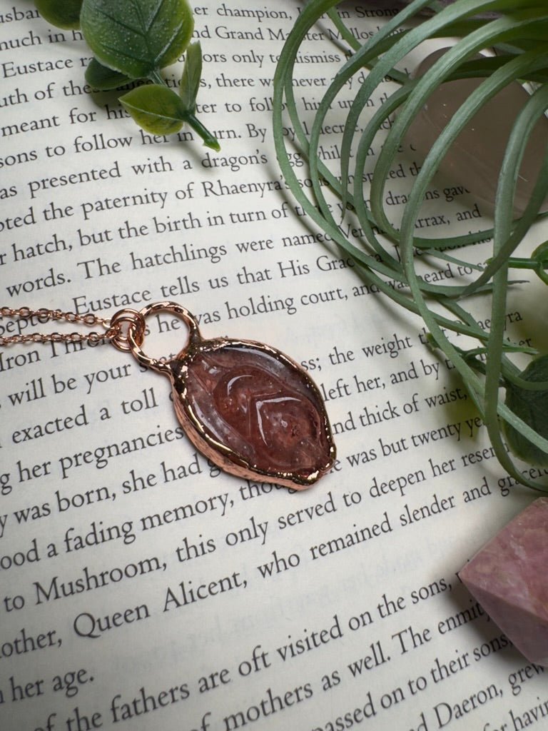 Strawberry Quartz Yoni Necklace | Copper Ashes