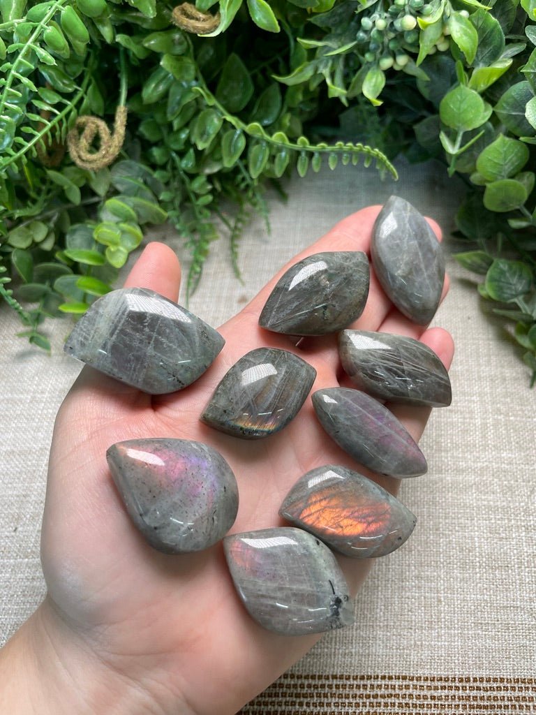 Sunset Labradorite Freeform Cabochon | Copper Ashes