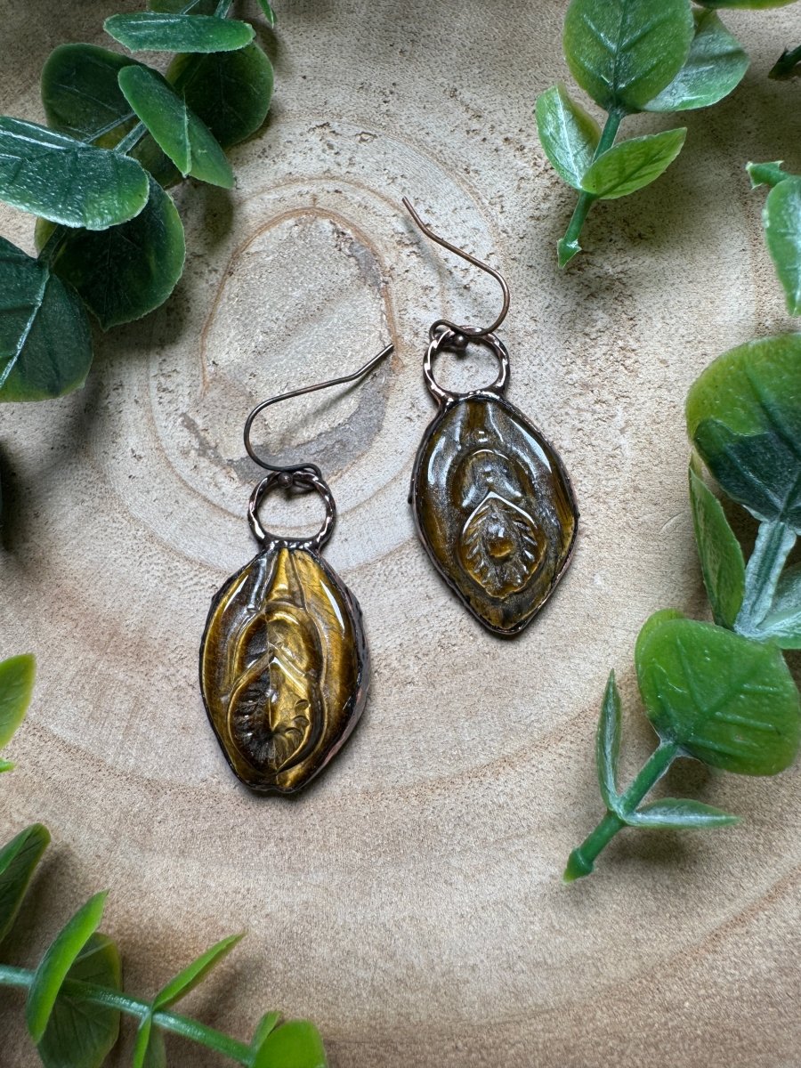 Tigers Eye Yoni Earrings | Copper Ashes