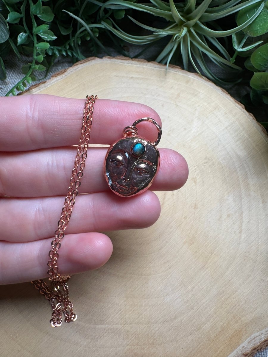 Zoey - Labradorite Goddess Necklace | Copper Ashes