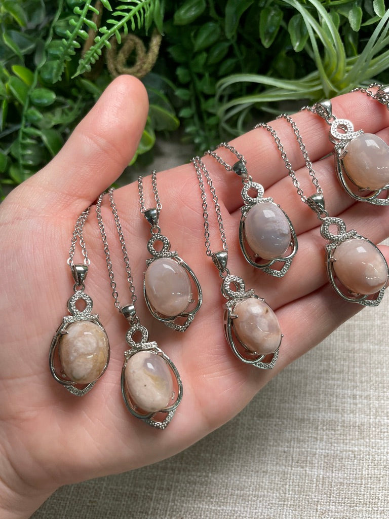 Flower Agate Necklace