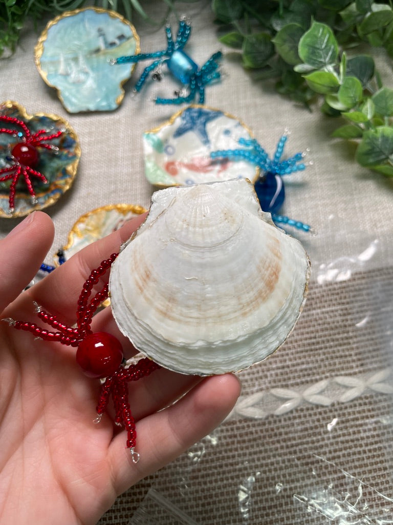 Decoupage Shell and Beaded Crab Set