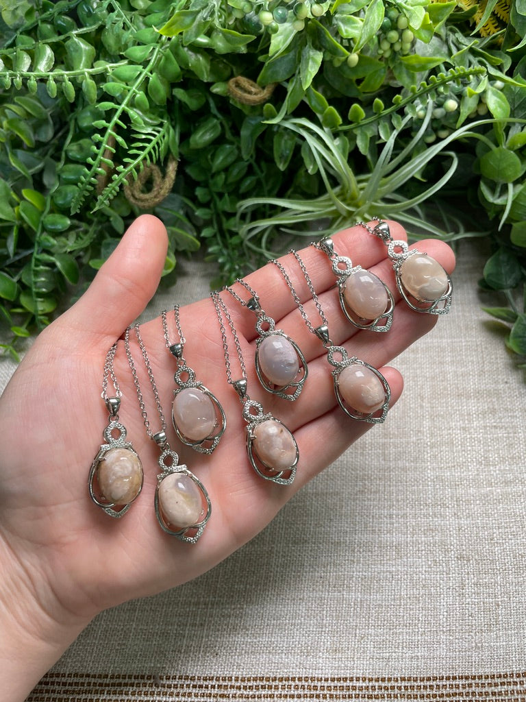 Flower Agate Necklace