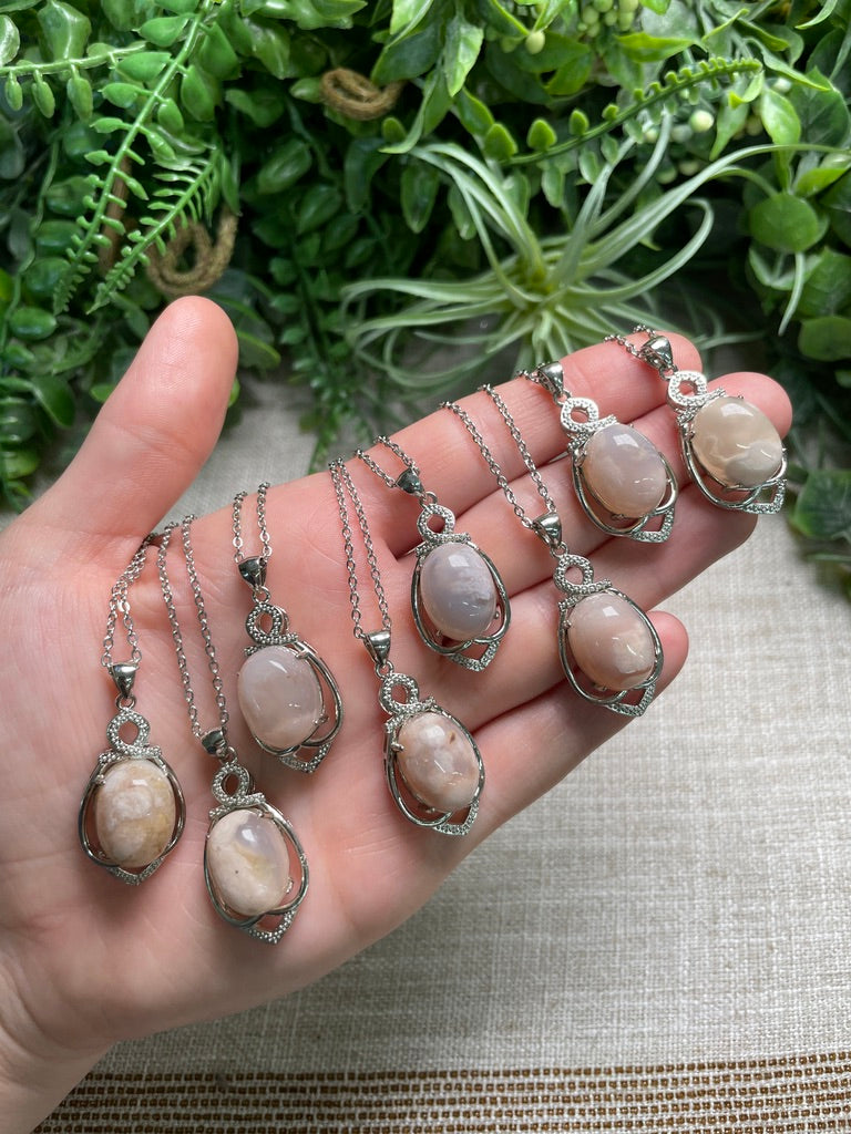 Flower Agate Necklace