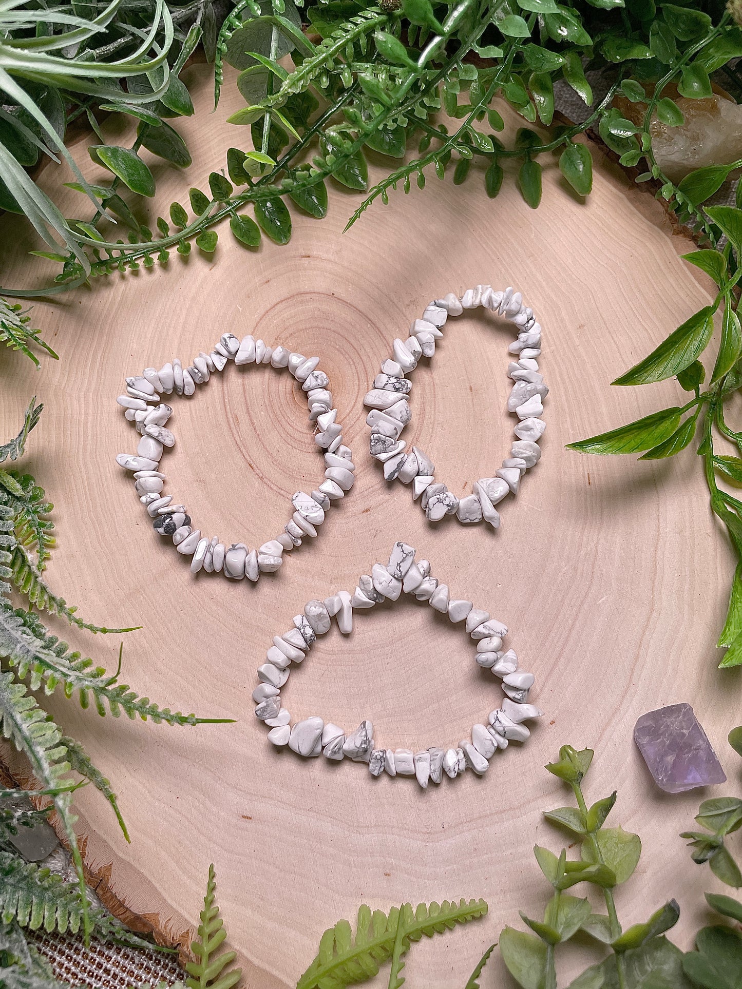 Howlite Chip Bracelet