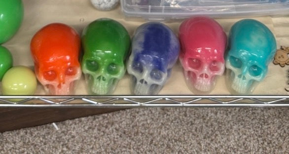 Lot of 5 resin skulls