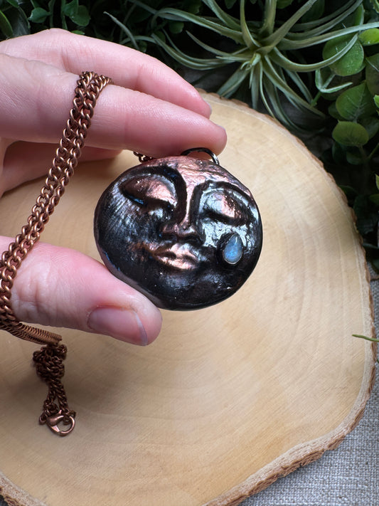 Kristine- Moonstone Goddess Necklace