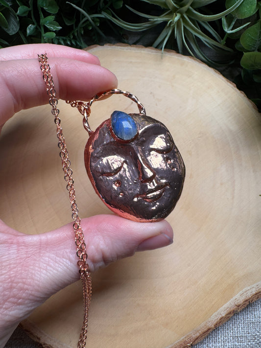 Tatianna- Moonstone Goddess Necklace