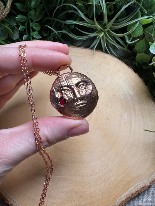 Sara- Garnet Goddess Necklace